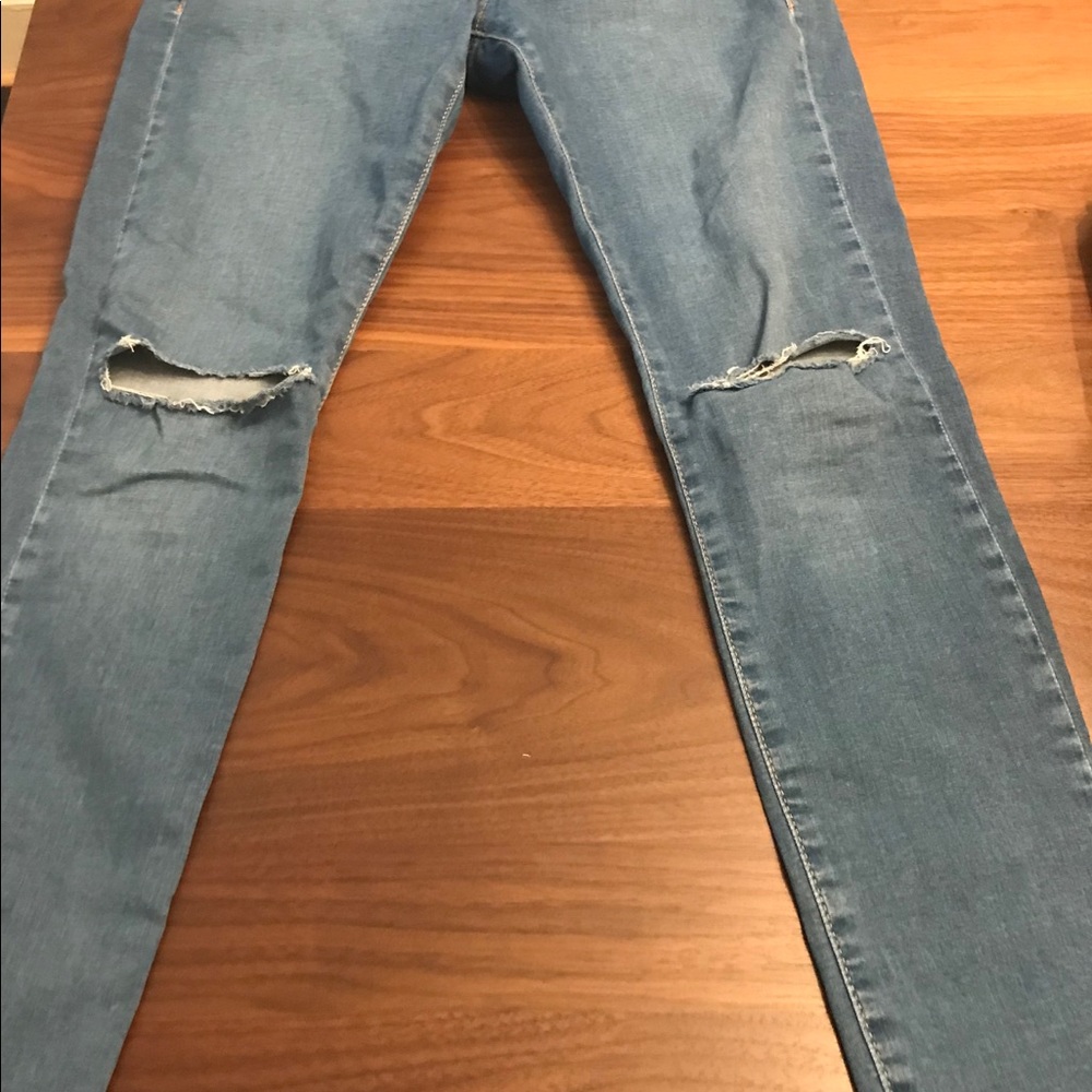 Topshop “Leigh” Jeans-waist 28, length 30